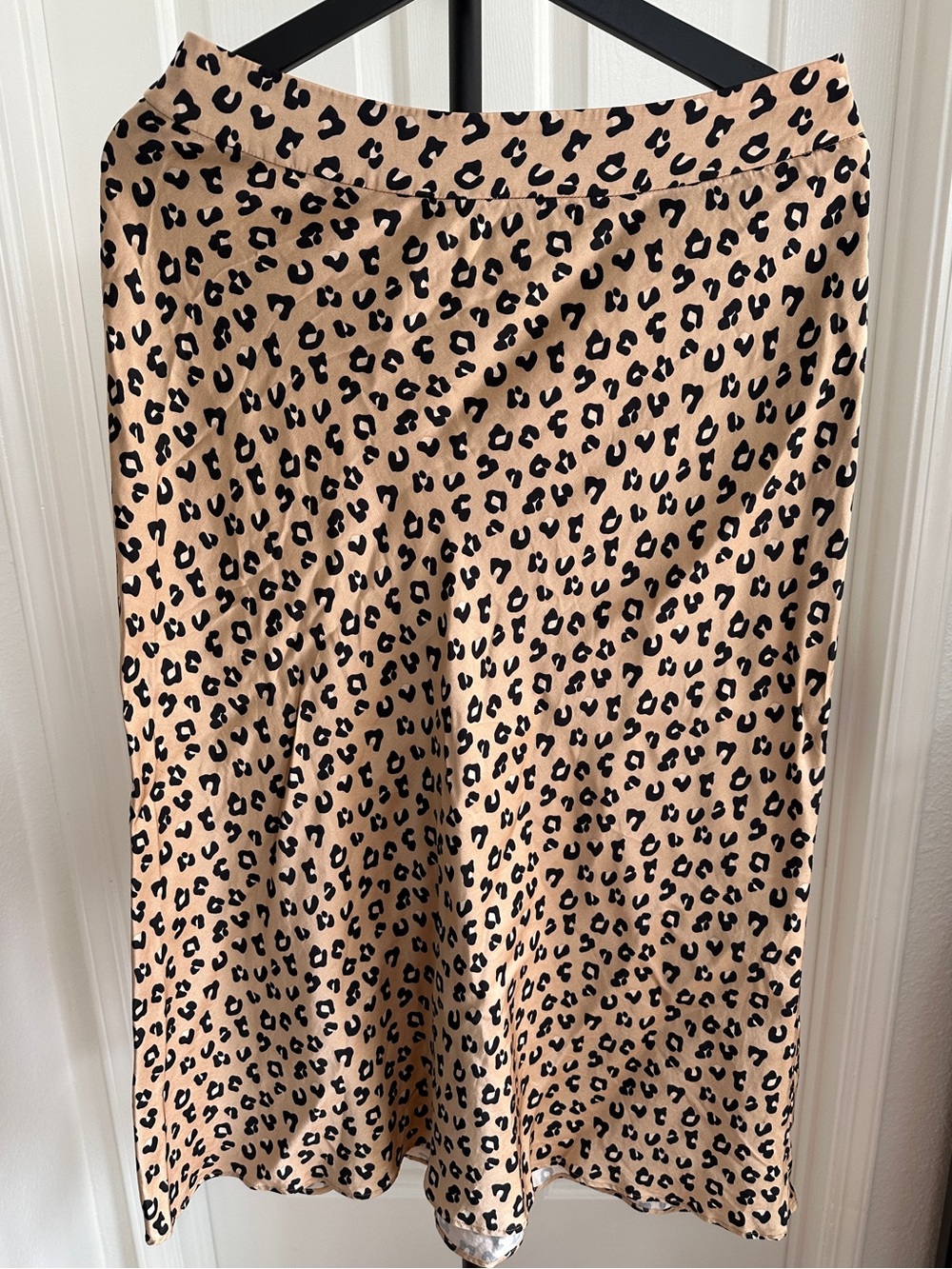GUC Sezane Leopard Print Midi Skirt - Size 40/8